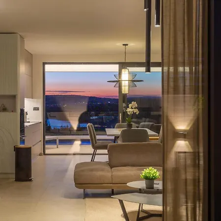 Hills With Pool 1 Punat