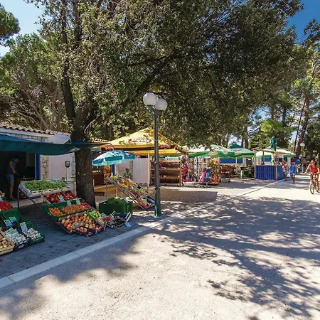 Сasa de vacaciones Hills With Pool 1