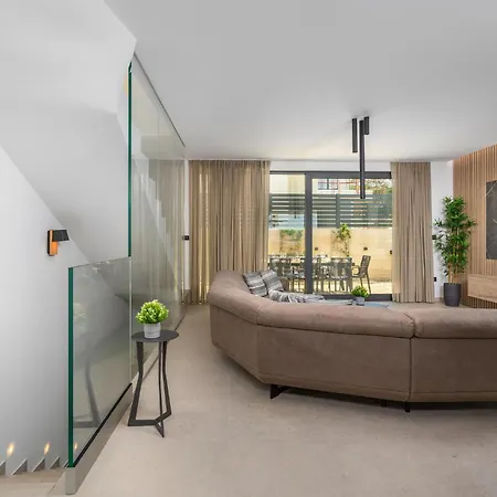 펜션 Hills With Pool 1