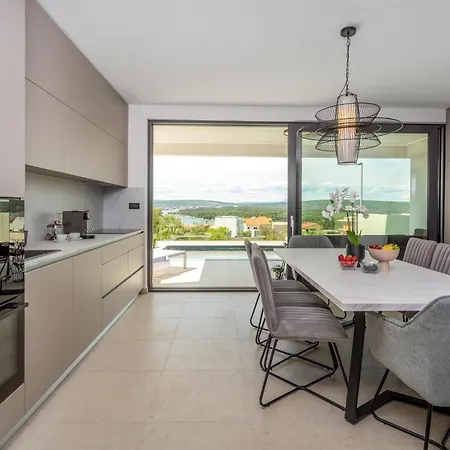 펜션 Hills With Pool 1